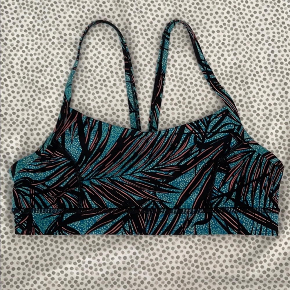 Lululemon Sports Bra Palm Print Size 8